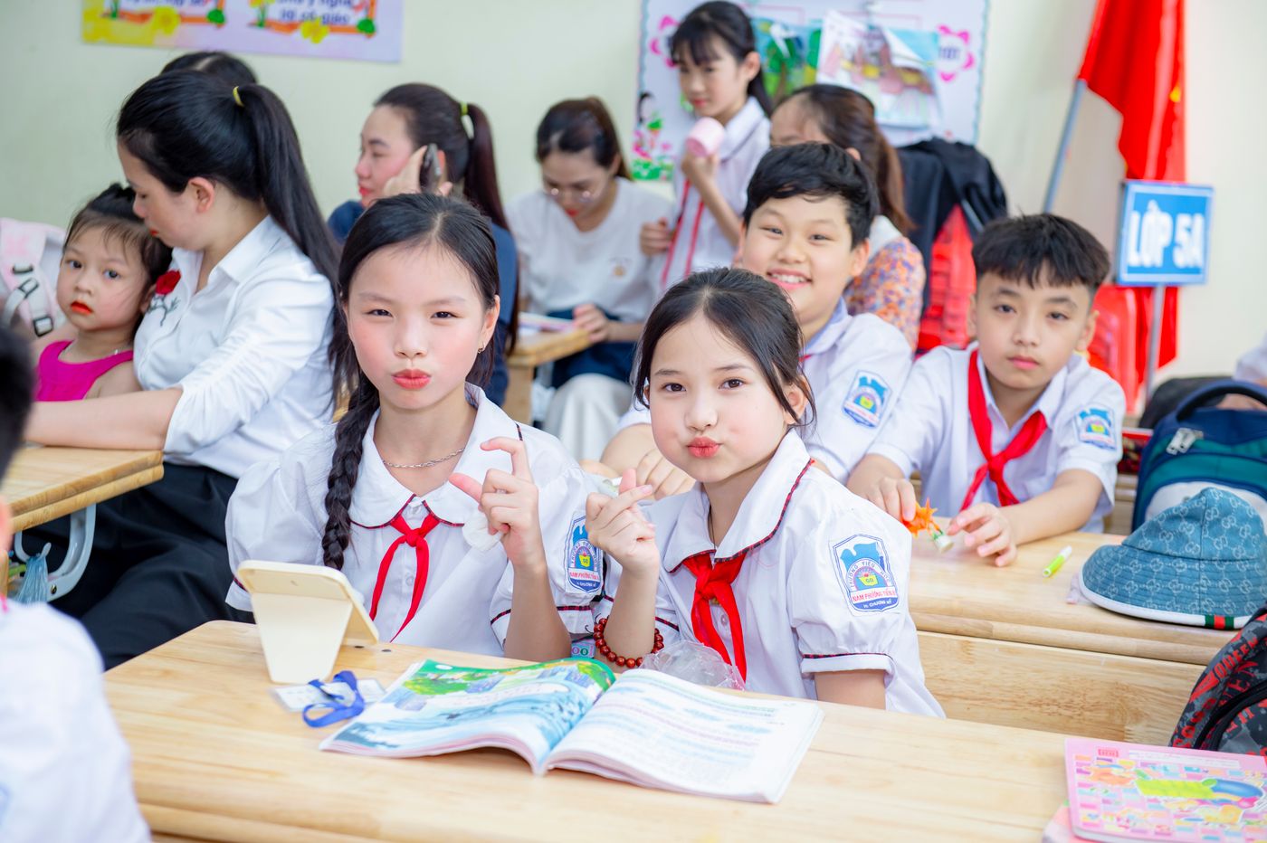 Tiếng Anh cho trẻ em (6–11 tuổi)